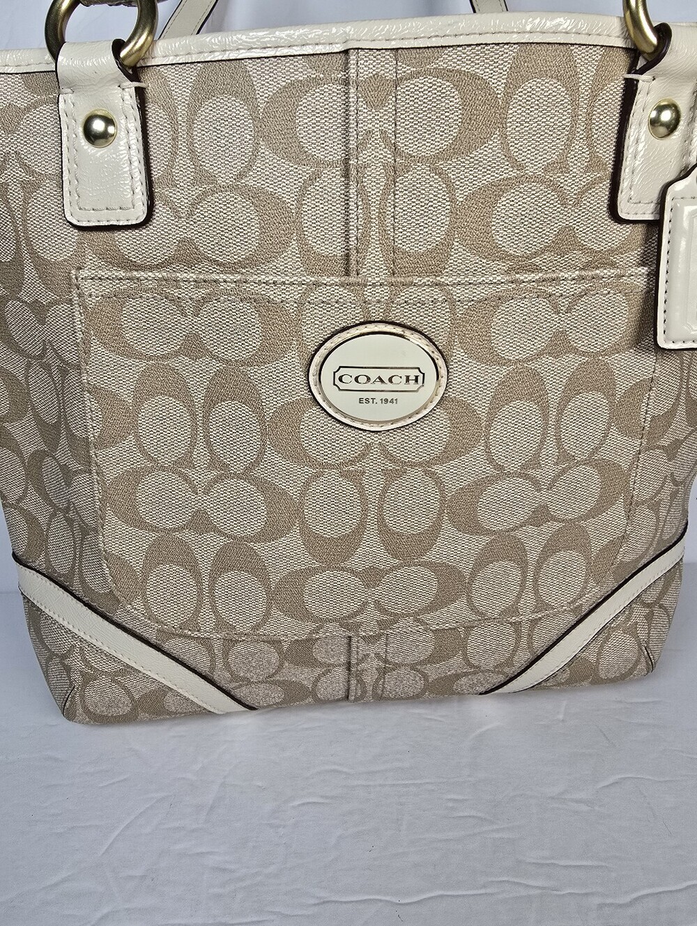 Coach Peyton Tote Bag Khaki And Tan Signature Canvas Exterior Gold Hardware - Picture 4 of 16